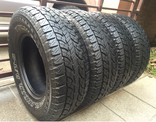 ยาง All Yokohama 265 70 16 กลางปี13 ดอกเต็ม เนื้อนิ่มๆ ราคาไม่แพง