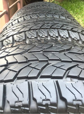 ยาง All Yokohama 265 70 16 กลางปี13 ดอกเต็ม เนื้อนิ่มๆ ราคาไม่แพง ยาง All Yokohama 265 70 16 กลางปี13 ดอกเต็ม เนื้อนิ่มๆ ราคาไม่แพง