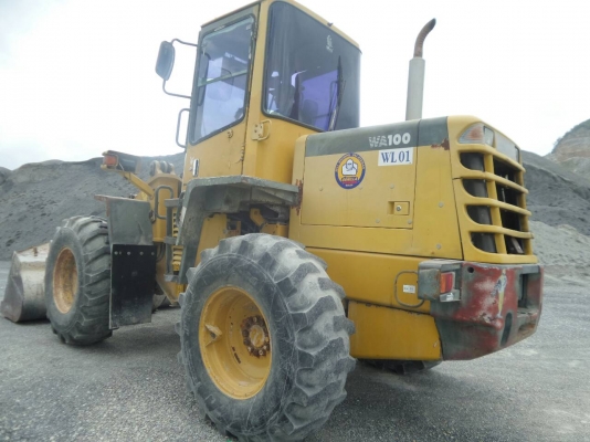 รถตักล้อยาง KOMATSU WA100-3 เครื่่องยนตร์ 4สูบ เอกสารอินวอยซ์ รถตักล้อยาง KOMATSU WA100-3 เครื่่องยนตร์ 4สูบ เอกสารอินวอยซ์