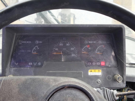 รถตักล้อยาง KOMATSU WA100-3 เครื่่องยนตร์ 4สูบ เอกสารอินวอยซ์ รถตักล้อยาง KOMATSU WA100-3 เครื่่องยนตร์ 4สูบ เอกสารอินวอยซ์