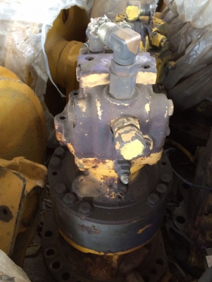 โป๊ะสวิง komatsu pc120-6 เก่าญี่ปุ่น ราคา 100,000 บาท โป๊ะสวิง komatsu pc120-6 เก่าญี่ปุ่น ราคา 100,000 บาท