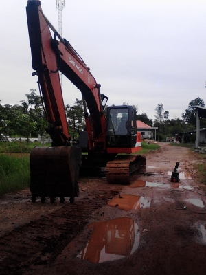 ขาย DAEWOO 220LC มีทะเบียน ขายดาวน์ 365,000 6700*34งวด ขาย DAEWOO 220LC มีทะเบียน ขายดาวน์ 365,000 6700*34งวด