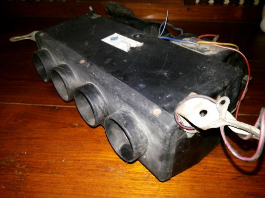 ขายถาดรองพลาสติก และตู้แอร์แขวน ขายถาดรองพลาสติก และตู้แอร์แขวน