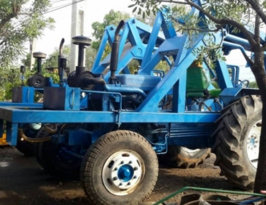 ขายรถคีบอ้อย 2 คัน