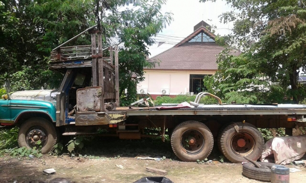 ขาย เทนเลอร์บรรทุกรถเกี่ยว 10 ล้อ หัวยาว เพลาเดียว เครื่อง 6BG1 175 แรงม้า เฟืองท้ายใหญ่ สโลว์กลาง มีหางพับไฮดรอริค ทะเบียนพร้อมครับ