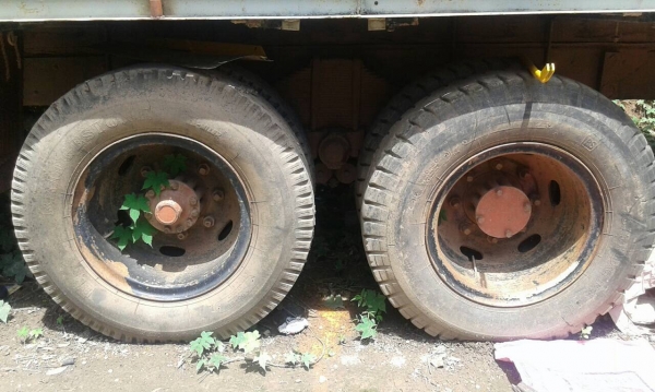 ขาย เทนเลอร์บรรทุกรถเกี่ยว 10 ล้อ หัวยาว เพลาเดียว เครื่อง 6BG1 175 แรงม้า เฟืองท้ายใหญ่ สโลว์กลาง มีหางพับไฮดรอริค ทะเบียนพร้อมครับ