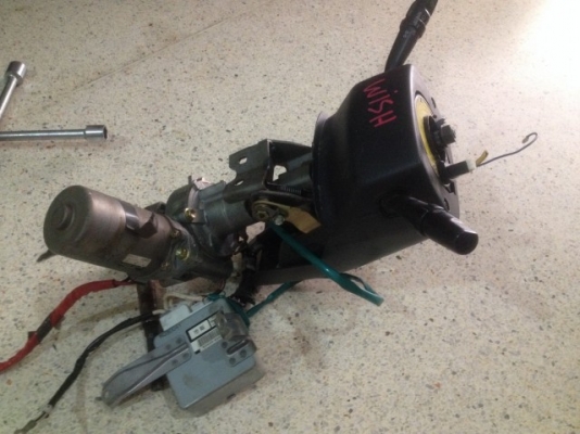 เเกนวง TOYOTA WIHS ยกเลี้ยวสไปร่อนมอเตอรไฟฟ้าครบเก่าญี่ปุ่นเเท้สภาพดี