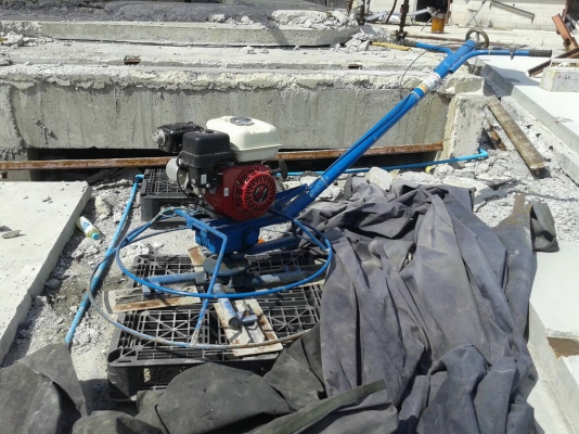 เครื่องปาดหน้าปูน เครื่องยนต์ HONDA GX 160 ใช้งานได้เลยคะ (ต่อรองราคาได้คะ)