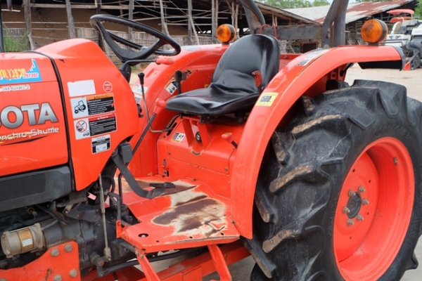 รถไถรุ่น L4708DT ใบมีด+ผาน1ตัว ดาวน์ 10,000 บาท โทร089-0111624