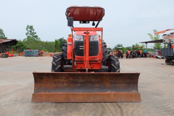 รถไถรุ่น L4708DT ใบมีด+ผาน1ตัว ดาวน์ 10,000 บาท โทร089-0111624