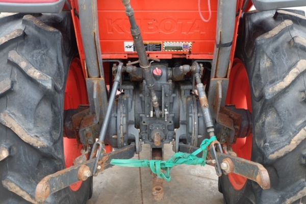 รถไถรุ่น L4708DT ใบมีด+ผาน1ตัว ดาวน์ 10,000 บาท โทร089-0111624