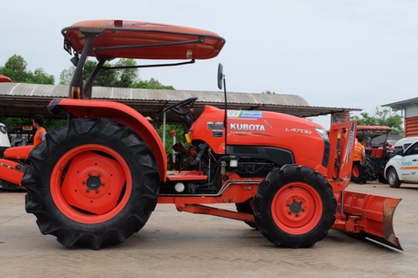 รถไถรุ่น L4708DT ใบมีด+ผาน1ตัว ดาวน์ 10,000 บาท โทร089-0111624