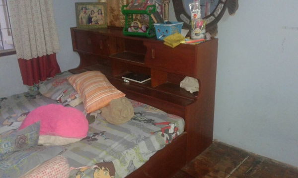 โต๊ะเครื่องแป้ง+เตียงไม้สัก