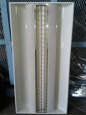 โคมไฟนีออน (หลอดไฟ 28 W.x2)