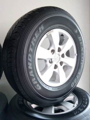 ล้อเดิมพรีรันเนอร์ พร้อมยางดันล็อป ขอบ16 ขายทั้งชุด 7,000บ. ล้อเดิมพรีรันเนอร์ พร้อมยางดันล็อป ขอบ16 ขายทั้งชุด 7,000บ.