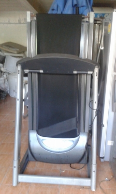 ลู่วิ่งไฟฟ้า ยี่ห้อ HORIZON FITNESS