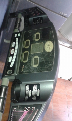 ลู่วิ่งไฟฟ้า ยี่ห้อ HORIZON FITNESS