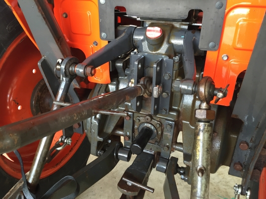 ขายL3608สีเดิมทั้งคัน