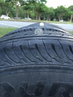 ยาง 215 70r15 Bridgestone R611 ปลายปี2011