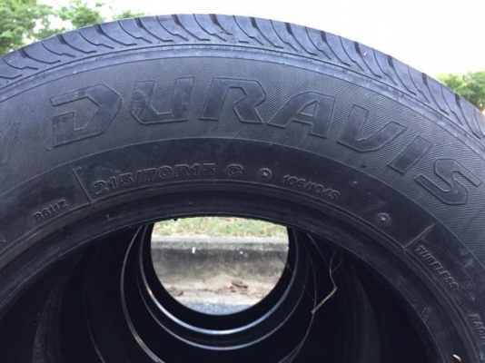 ยาง 215 70r15 Bridgestone R611 ปลายปี2011