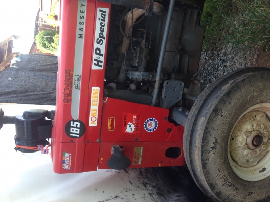 ขายรถไถแมสซี่ 165 พร้อมผาน7 เครื่องแน่น ไฮดรอกลิกดี พร้อมใช้งานเลยครับ