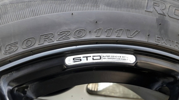 ขายยางรถยนต์ยี่ห้อROADSTONE  2015 265/50 พร้อมmax STD