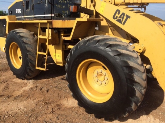 ขายรถตักล้อยาง CAT 910G รถนอกนำเข้าจากเองญี่ปุ่น สภาพสวยพร้อมใช้ มีVDOการทำงานครับ
