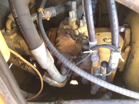 ขายรถตักล้อยาง CAT 910G รถนอกนำเข้าจากเองญี่ปุ่น สภาพสวยพร้อมใช้ มีVDOการทำงานครับ