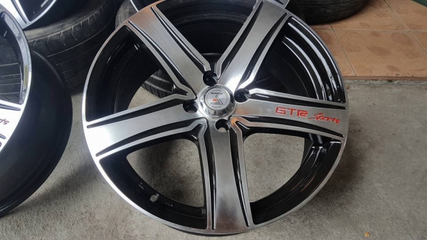 ขายล้อแม็ก GTR Sports ขอบ 17 4รู 100 กว้าง 7 4 ล้อ