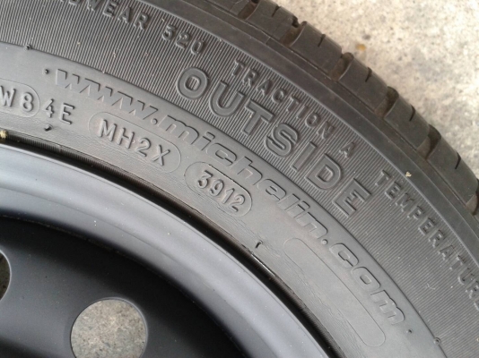 ล้อกะทะ15นิ้ว4รู100 พร้อมยาง สวยๆ 4 ล้อ ราคา 1900 บาท ล้อกะทะ15นิ้ว4รู100 พร้อมยาง สวยๆ 4 ล้อ ราคา 1900 บาท