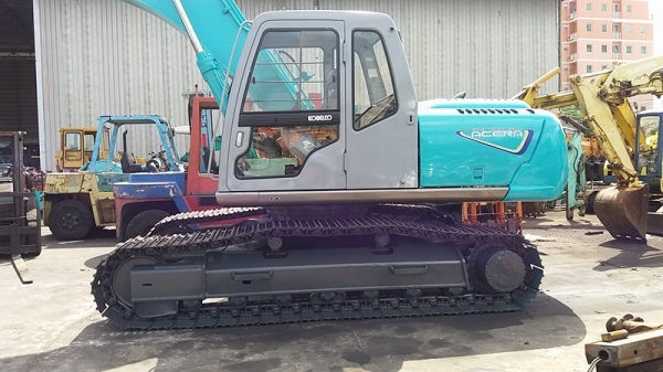 KOBELCO SK 200 -3  mark 5 Super