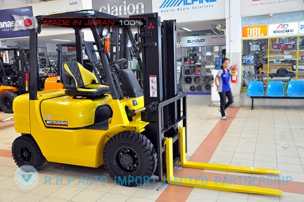 ขายรถโฟล์คลิฟท์มือสอง MITSUBISHI รุ่น FD20-09139 ราคา 235,000 บาท นำเข้าจากประเทศญี่ปุ่น 100\% ไม่เคยใช้งานในประเทศไทยMITSUBISHI รุ่น FG25-F17B-53999 ราคา 235,000 บาท