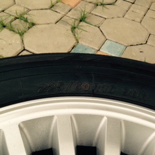 ขายยาง 225/60 R16