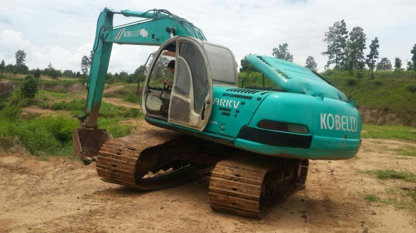 ขายแบ๊คโฮ KOBELCO PC 200 SUPER
