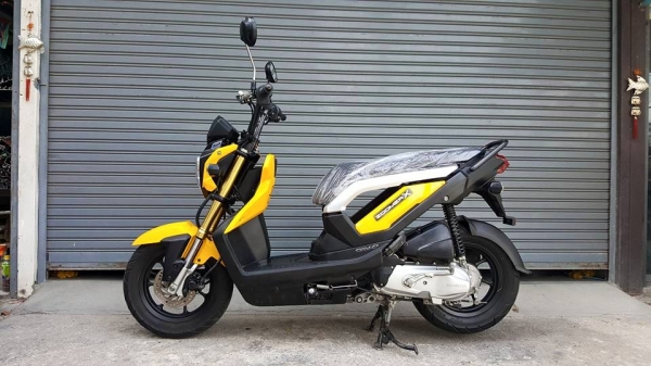 ขออนุญาติขาย HONDA ZOOMER-X NEW 110 CC. วิ่งน้อย 3,XXX KM สภาพสวย ฟรีค่าโอน