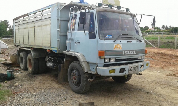 ขาย195นางฟ้าแท้กะบะเนียมเกียรฟูเลอรรถสวยเดิม