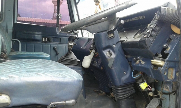 ขาย195นางฟ้าแท้กะบะเนียมเกียรฟูเลอรรถสวยเดิม