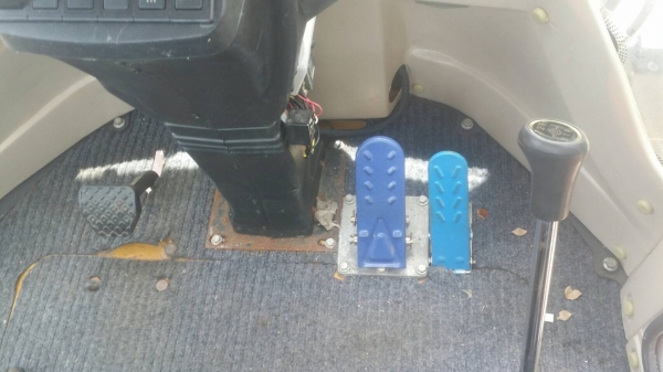 ขายรถตักล้อยาง ยี้ห้อ.MYZG รุ่น.ZL20 รถสวยจัด ใช้งานไม่ถึง 1000 ช.ม ราคา.650000 ต่อรอง