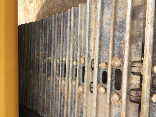 ขาย CAT 320 V2 ราคา 920000 บาท เครื่องดี ปั๊มดี ไฟฟ้าครบ แอร์ ใบแจ้งจำหน่าย โซ่ใหม่ ใบแทรคเต็ม สภาพสวยมาก ขาย CAT 320 V2 ราคา 920000 บาท เครื่องดี ปั๊มดี ไฟฟ้าครบ แอร์ ใบแจ้งจำหน่าย โซ่ใหม่ ใบแทรคเต็ม สภาพสวยมาก