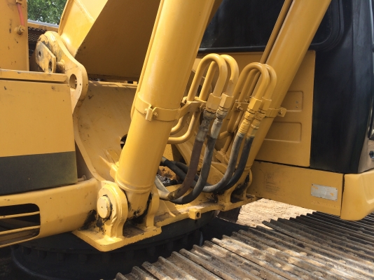 ขาย CAT 320 V2 ราคา 920000 บาท เครื่องดี ปั๊มดี ไฟฟ้าครบ แอร์ ใบแจ้งจำหน่าย โซ่ใหม่ ใบแทรคเต็ม สภาพสวยมาก ขาย CAT 320 V2 ราคา 920000 บาท เครื่องดี ปั๊มดี ไฟฟ้าครบ แอร์ ใบแจ้งจำหน่าย โซ่ใหม่ ใบแทรคเต็ม สภาพสวยมาก