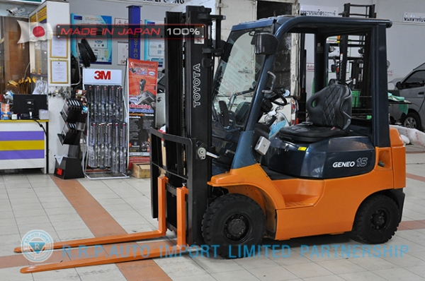 ขายรถโฟล์คลิฟท์มือสอง TOYOTAรุ่น 7FG15-10480 ราคา 185,000 บาท นำเข้าจากประเทศญี่ปุ่น 100\% ไม่เคยใช้งานในไทย