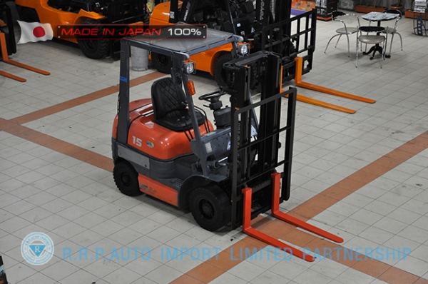 ขายรถโฟล์คลิฟท์มือสอง TOYOTA รุ่น 6FG15-31218 ราคา 175,000 บาท นำเข้าจากประเทศญี่ปุ่น 100\% ไม่เคยใช้งานในประเทศไทย