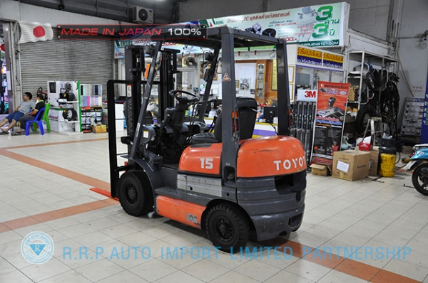 ขายรถโฟล์คลิฟท์มือสอง TOYOTA รุ่น 6FG15-31218 ราคา 175,000 บาท นำเข้าจากประเทศญี่ปุ่น 100\% ไม่เคยใช้งานในประเทศไทย