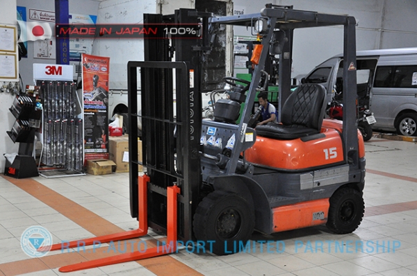 ขายรถโฟล์คลิฟท์มือสอง TOYOTA รุ่น 6FG15-31218 ราคา 175,000 บาท นำเข้าจากประเทศญี่ปุ่น 100\% ไม่เคยใช้งานในประเทศไทย