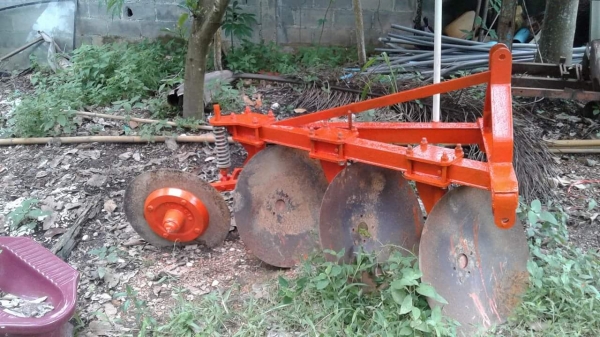 พานสาม  ยี่ห้อ  hui   ใบ22นิ้ว