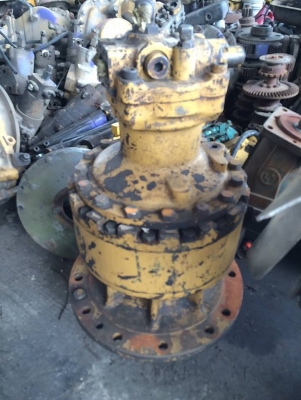 โป๊ะสวิง CAT E200B เก่า ราคา 90,000 บาท โป๊ะสวิง CAT E200B เก่า ราคา 90,000 บาท