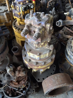 โป๊ะสวิง komatsu pc200-6 เก่าญี่ปุ่น เครื่องโคมัสสุ