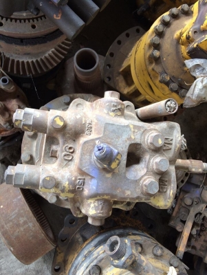 โป๊ะสวิง komatsu pc200-6 เก่าญี่ปุ่น เครื่องโคมัสสุ