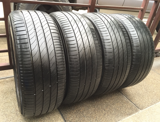 ยาง Michelin 3st 225 55 17 ปลายปี14 ดอกเต็ม ไม่มีปะ ราคาไม่แพง