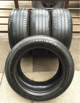 ยาง Michelin 3st 225 55 17 ปลายปี14 ดอกเต็ม ไม่มีปะ ราคาไม่แพง